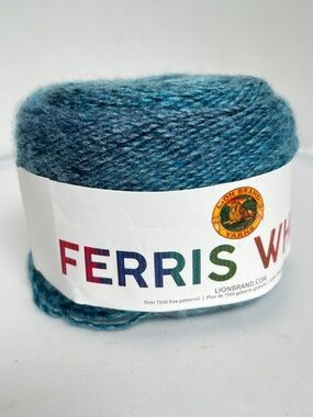 Lion Brand Cake Yarn Ferris Wheel 3 oz 85 g 100% Acrylic #607 Full Moon